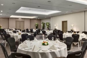 meeting-room-banquet